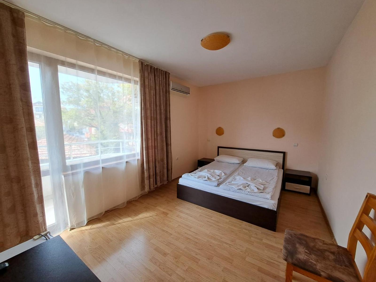 Guest House Lazur Obzor Ruang foto