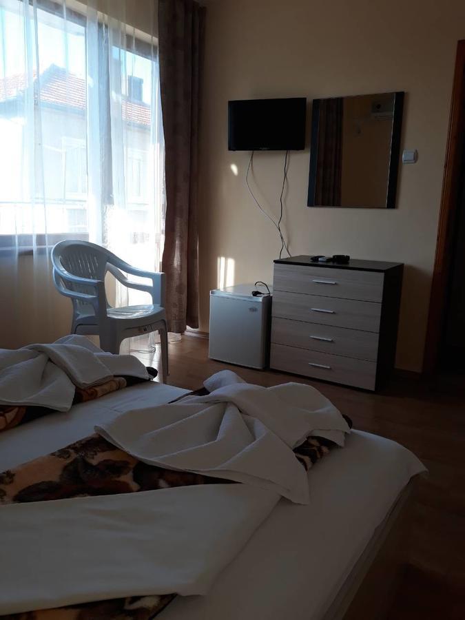Guest House Lazur Obzor Bagian luar foto